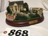 Elvis Presley Hawthorne Village Graceland Masterpiece Ed. collection 