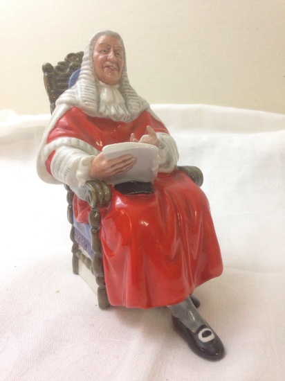 vintage Royal Doulton Figurine THE JUDGE HN2443