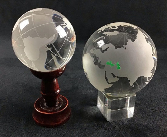 Lot of 2 Glass Crystal Etched Globes Desk Ornaments Feng Shui Modern