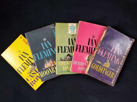 Vintage Lot Of 5 Ian Fleming Paperback Casino Royale James Bond Fiction Crime Detective