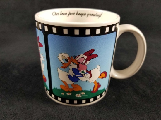 1988 Vintage Donald And Daisy Movie Frame Coffe Mug