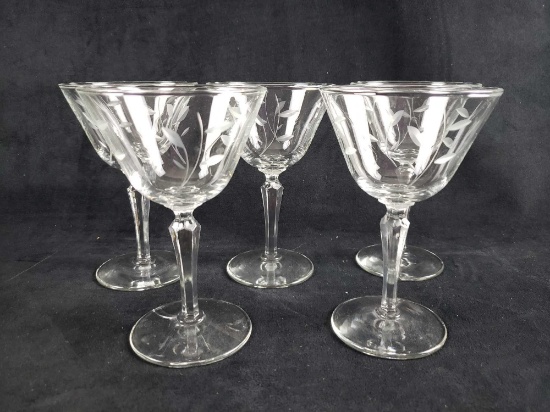 Set of 5 Very Fine Leaf Etched Goblet Glasses