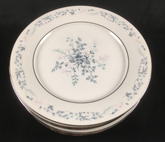 Set of 11 Carolyn by Noritake Dinner Plates