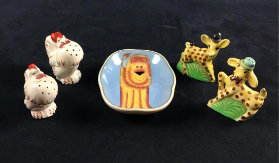 Porcelain Ceramic 1990s Japan Homeart Chicken Rooster Giraffe Lion Salt Pepper shaker Trinket Dish