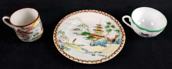 Set of 3 Porcelain Japanese Tea Items