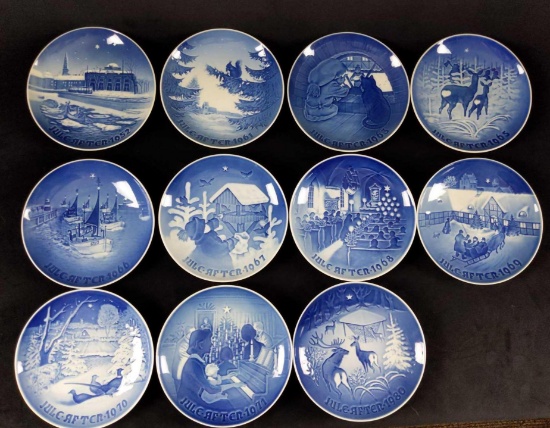 11 Jule After Christmas Collector Porcelain Plates