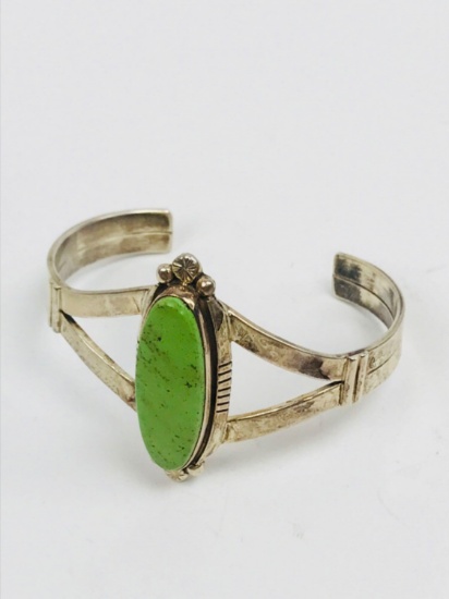 Vintage Southwestern Sterling Silver & Green Turquoise Bracelet