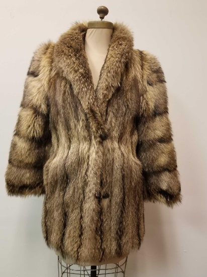 Raccoon Fur by Phils Furs