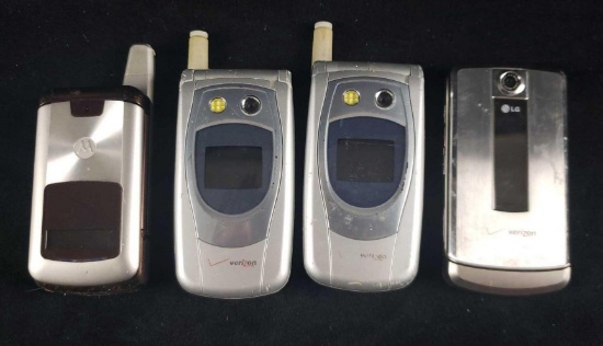 Lot of 4 Flip Phones