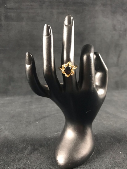 Costume Ring With Onyx Stone Inlay
