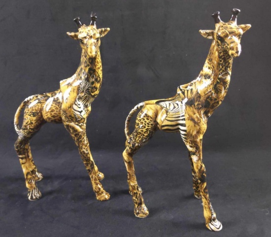 La Vie Two Giraffes Figurine Patchwork