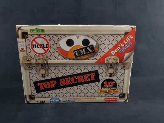 10th Anniversary Edition TMX Tickle Me Elmo In Box