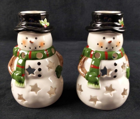 2 Tealight illuminating Snowman Candle Holders