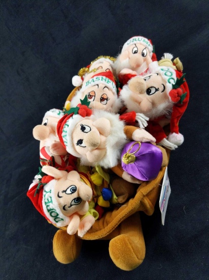 Disney Bean Bag Doll Seven Dwarfs Christmas Sleigh B