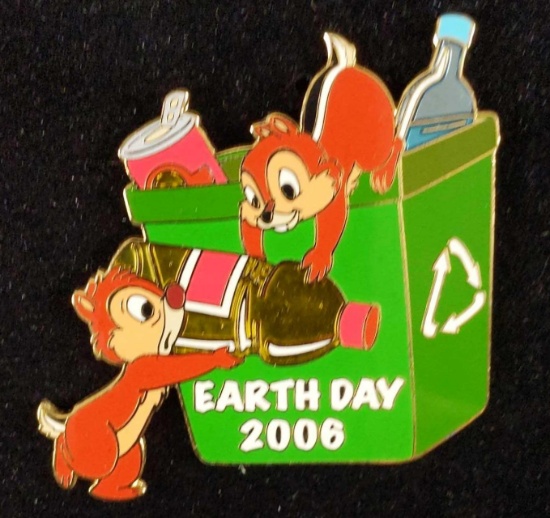 Rare Disney LE Chip 'n' Dale Earth Day 2006 Pin
