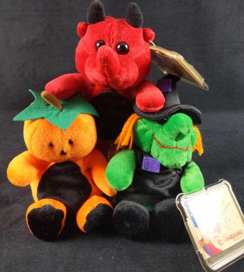 Disneyland Paris Exclusive Devil Pumpkin Bean Bag Dolls