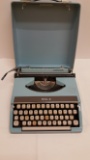 Vintage Royal Companion Portable Typewriter with Case