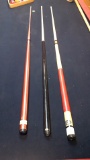 3 Pool Cues