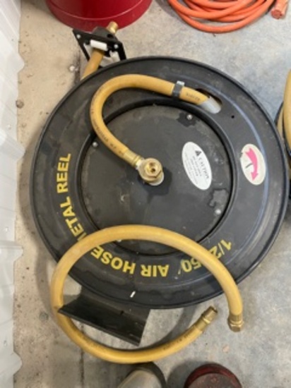 1/2" x 50' Air Hose Reel