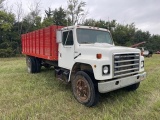 1979 International 1824 Grain Truck