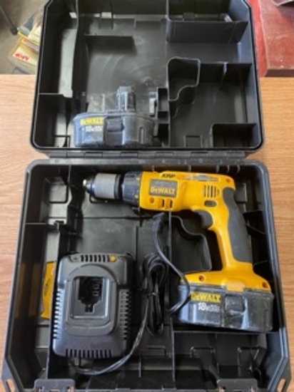 Dewalt 18VXRP Cordless Drill Driver w/extra battery