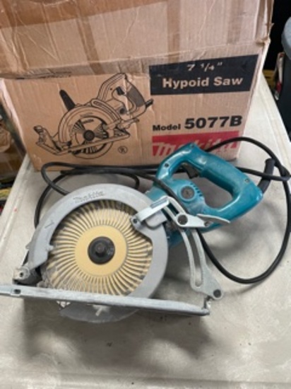 Makita 5077B 7 1/4" Hypoid Saw