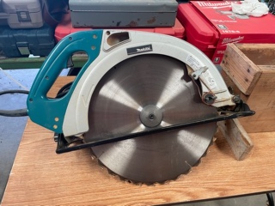 Makita 5402NA 16 3/16" Timber Saw