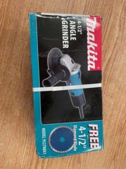 Makita 9527NBX1 4 1/2" Angle Grinder NIB