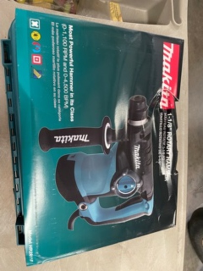 Makita HR2811F 1 1/8" Rotery Hammer NIB