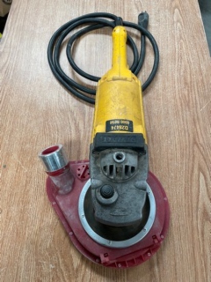 Dewalt D28474 Grinder w/Vacuum Dust Shroud