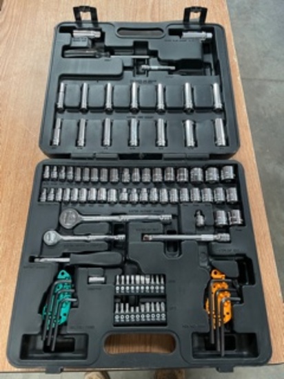 Pro Grade 106 Piece Tool Set