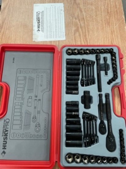 Husky Pro 64 Piece Tool Set