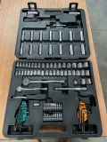Pro Grade 106 Piece Tool Set