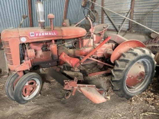 IH FARMALL B CULTI-VISION W/ MOWER