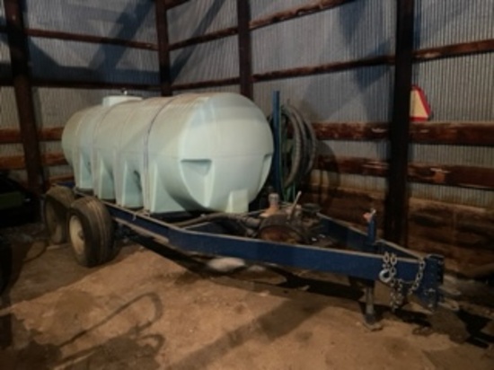 1000 Gallon Water Trailer