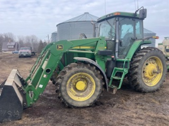 2001 John Deere 7710 w/ John Deere 740 loader