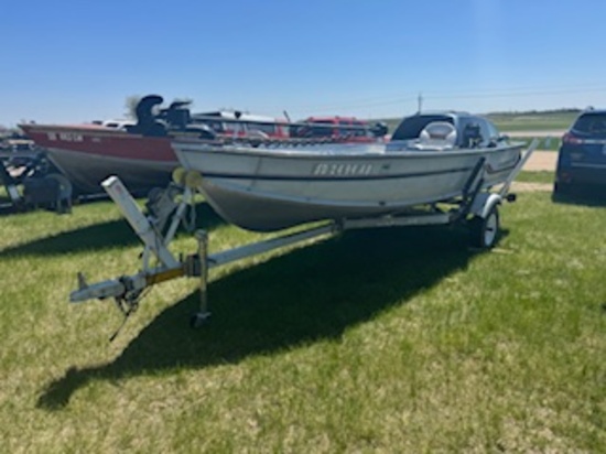 ALUMACRAFT LUNKER V16 LTD FISHING BOAT