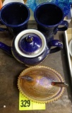 Sitting Hen, Teapot and Glasses