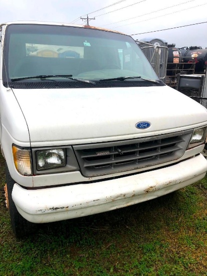 1994 Ford E350 White 2 door, Flat bed has side rails, AC/Heat works, good tires, good rear end, good