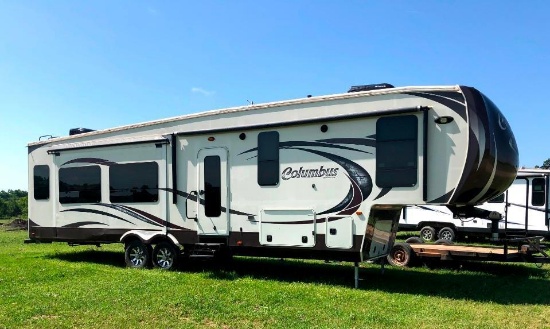 Travel Trailer: 2013 Columbus 365 RL w/four Slide Outs, 36 1/2 foot long, Self-Leveling, Washer and