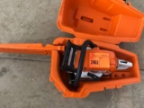 STIHL MS271 Chain Saw - w/Case