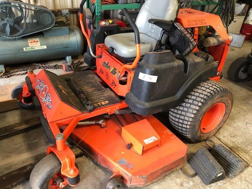 Zero-Turn Bad Boy Diesel Mower 72