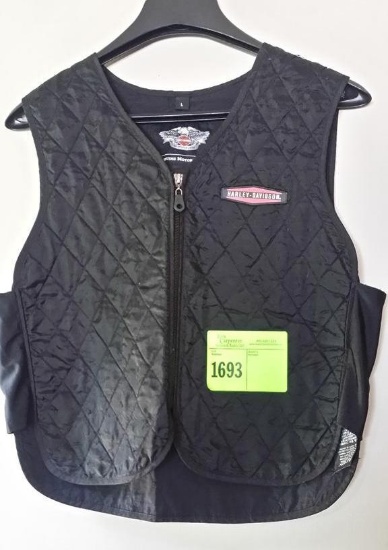 Men's Harley Davidson riding vest sz L