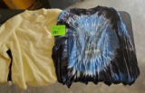 2 Mens shirts size L