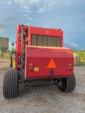 2015 MF 2946 Round Baler