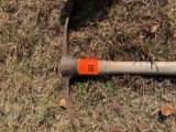Pick shovel