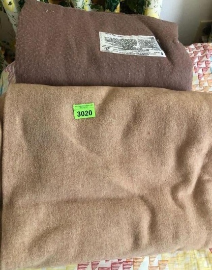 2 Blankets