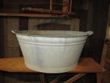 VINTAGE OLD ANTIQUE GALVANIZED TUB