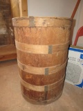 VINTAGE OLD ANTIQUE WOODEN BARREL