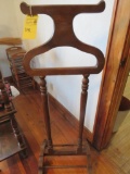 ANTIQUE VALET STAND